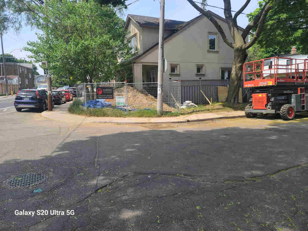 Partex Project Dundas East Before
